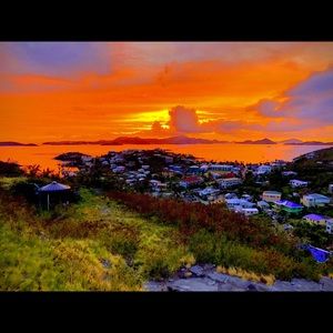 Meet your Posher, Adrian